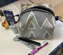 Load image into Gallery viewer, Pendleton Wool Toiletry Dopp kit 1