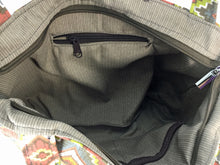 Load image into Gallery viewer, Southwestern print tote handbag 4