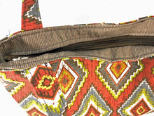 Load image into Gallery viewer, Southwestern print tote handbag 3