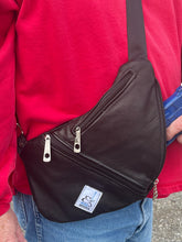 Load image into Gallery viewer, Belle &amp; Rae leather sling pack concealed carry bag
